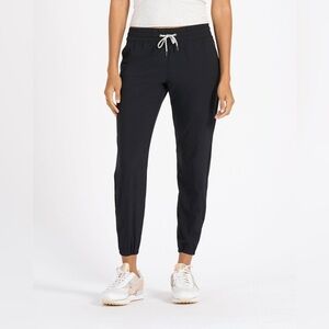 Vuori Black Weekend Joggers Sz. L